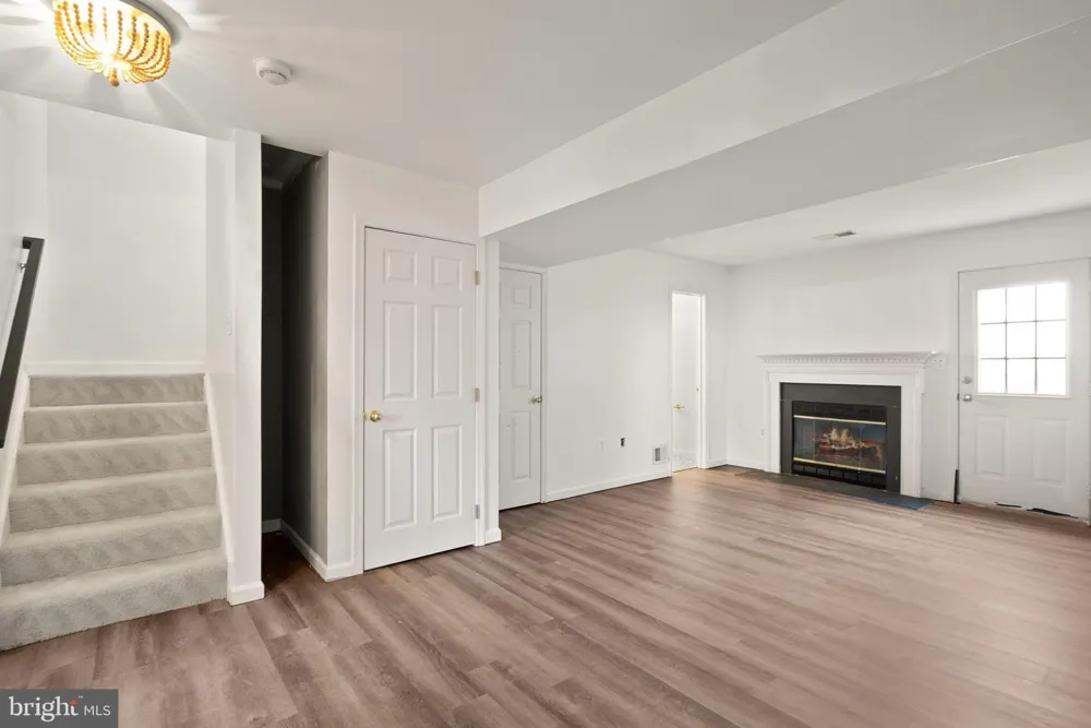 35924 CLOVER TERRACE Round Hill, VA 20141