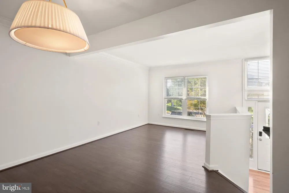 35924 CLOVER TERRACE Round Hill, VA 20141