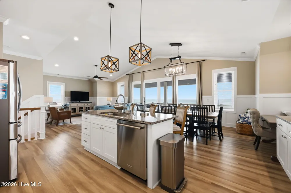6203 Ocean Drive Emerald Isle, NC 28594
