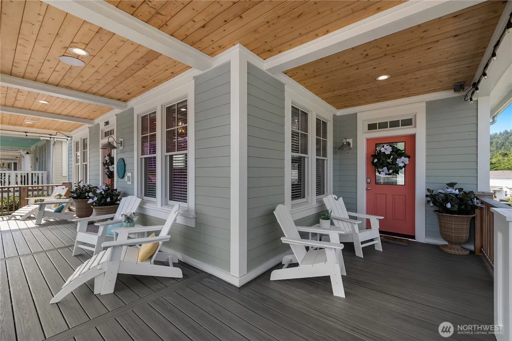 286 Compass Street Pacific Beach, WA 98571