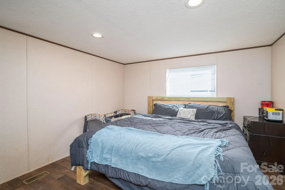 4081 Benny Shrum Lane Maiden, NC 28650