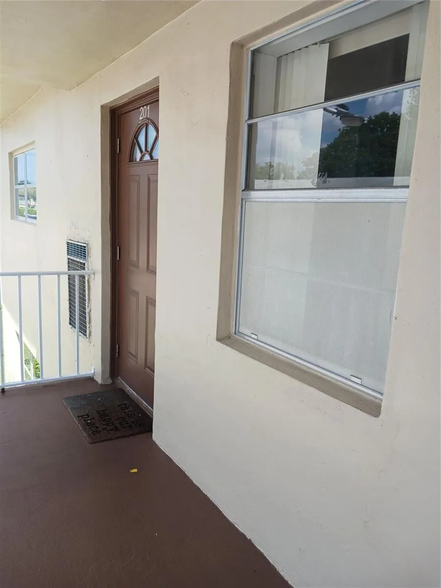 7505 NW 5TH COURT #201 Margate, FL 33063