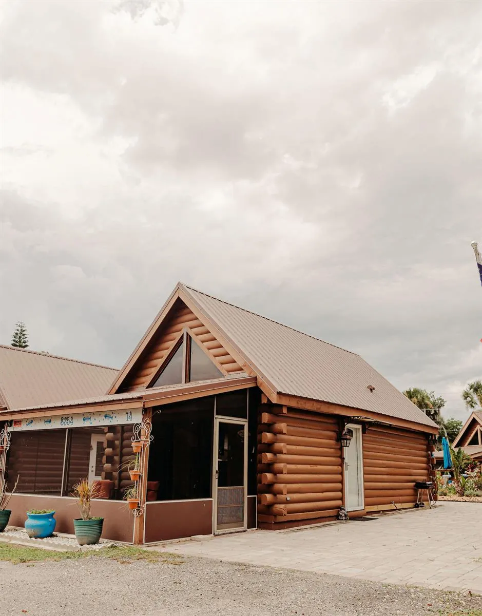 8354 US Highway 441 SE Okeechobee, FL 34974