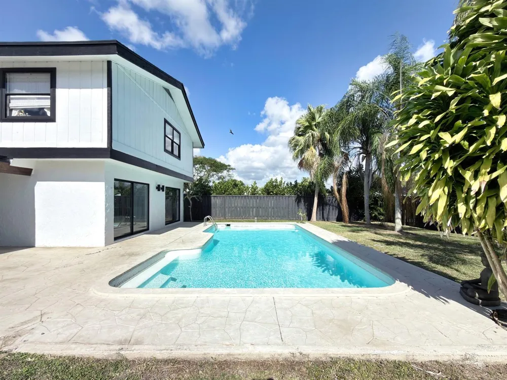 760 Windtree Way Wellington, FL 33414