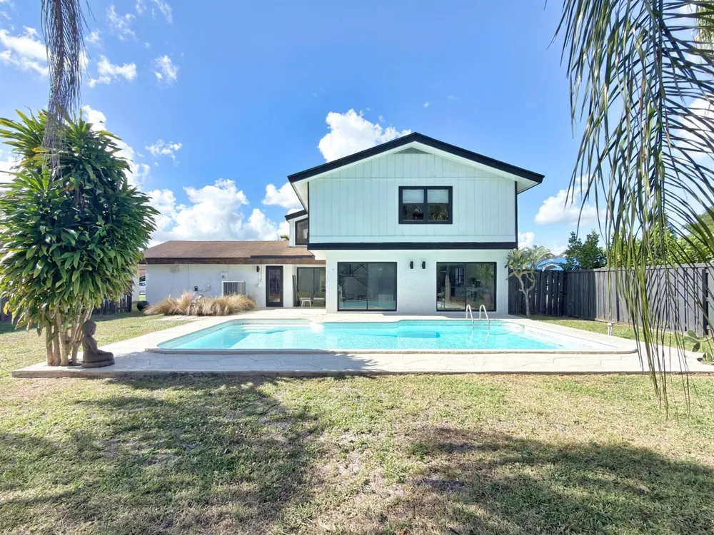 760 Windtree Way Wellington, FL 33414