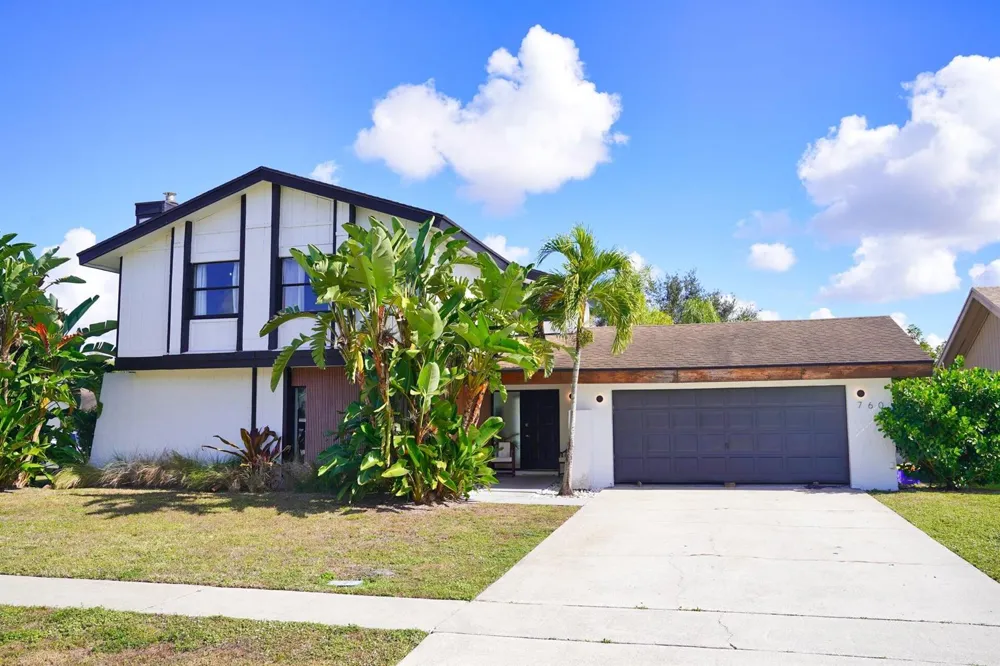 760 Windtree Way Wellington, FL 33414