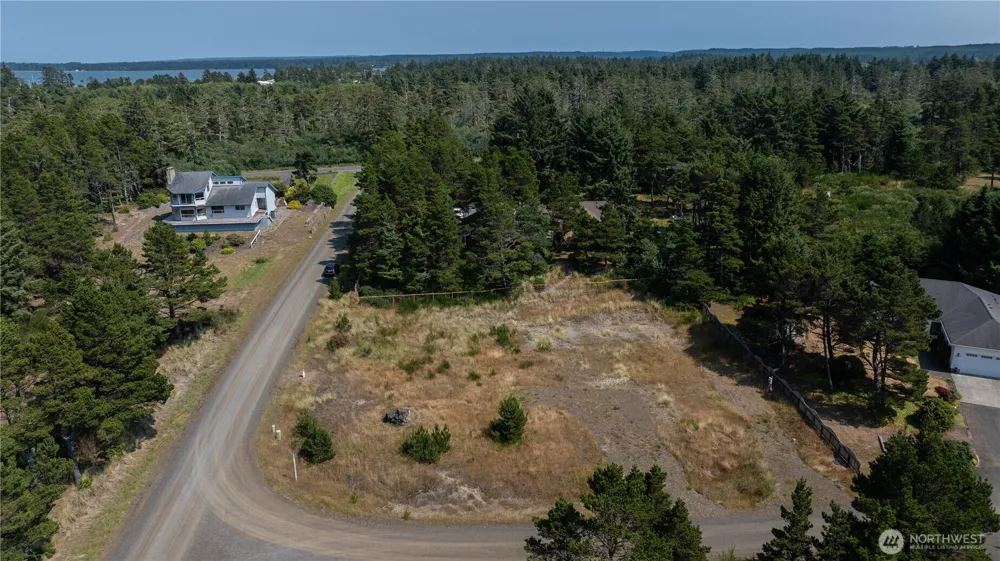 2601 S Bagpiper Lane Westport, WA 98595