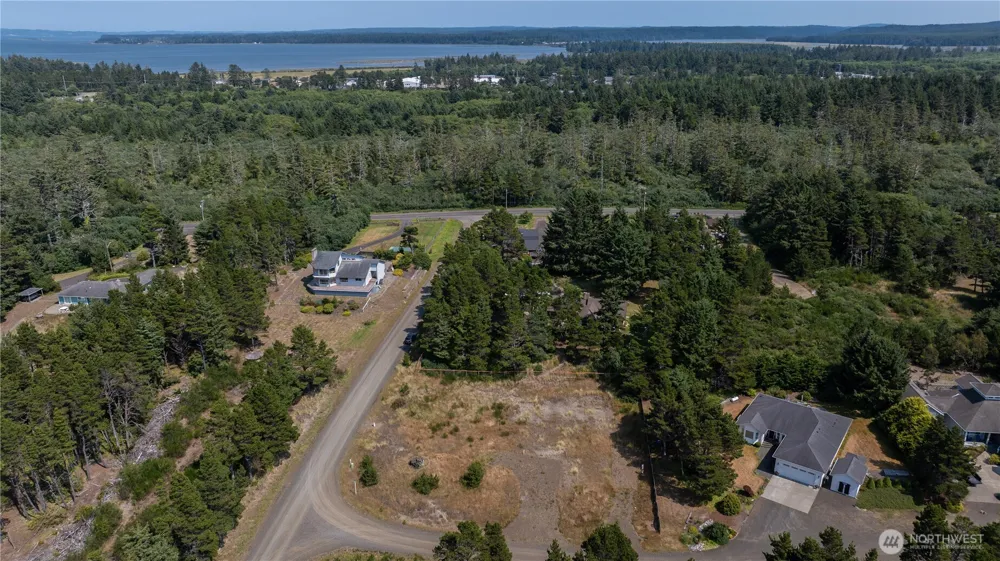 2601 S Bagpiper Lane Westport, WA 98595