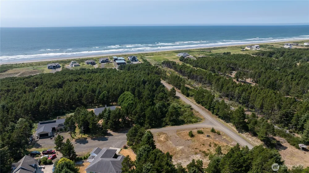 2601 S Bagpiper Lane Westport, WA 98595