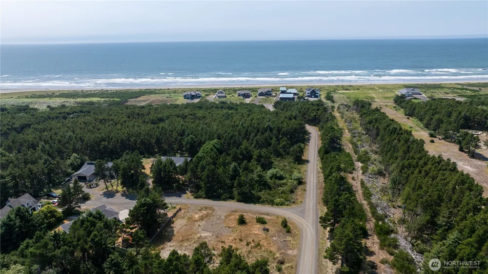 2601 S Bagpiper Lane Westport, WA 98595