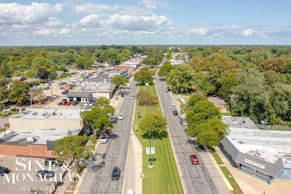 1932 Allard Avenue Grosse Pointe Woods City, MI 48236