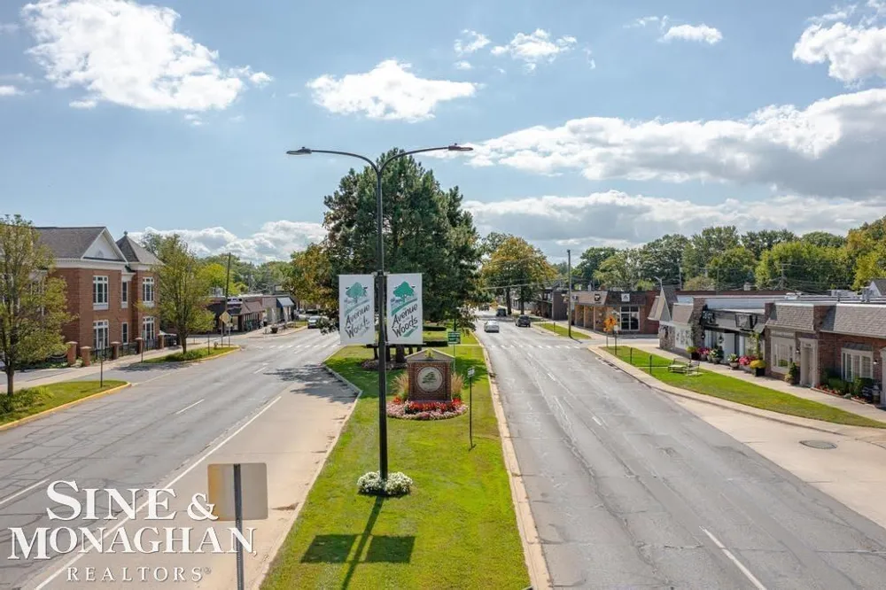 1932 Allard Avenue Grosse Pointe Woods City, MI 48236