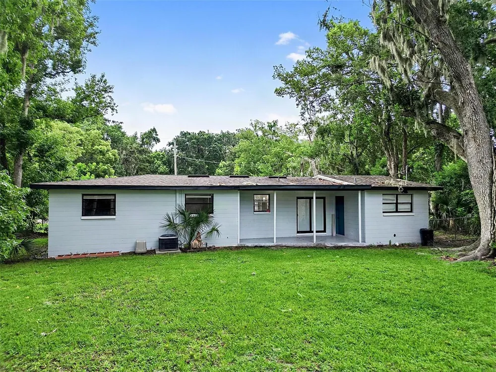 610 ROMA STREET Daytona Beach, FL 32114
