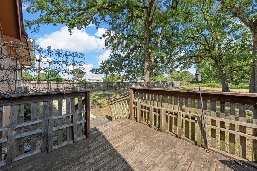1001 Hamilton Drive Gholson, TX 76705