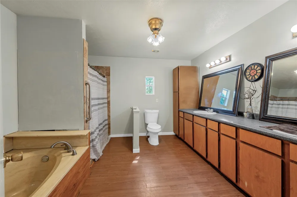 1001 Hamilton Drive Gholson, TX 76705
