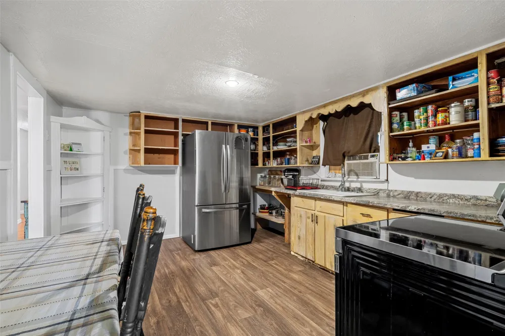 1001 Hamilton Drive Gholson, TX 76705