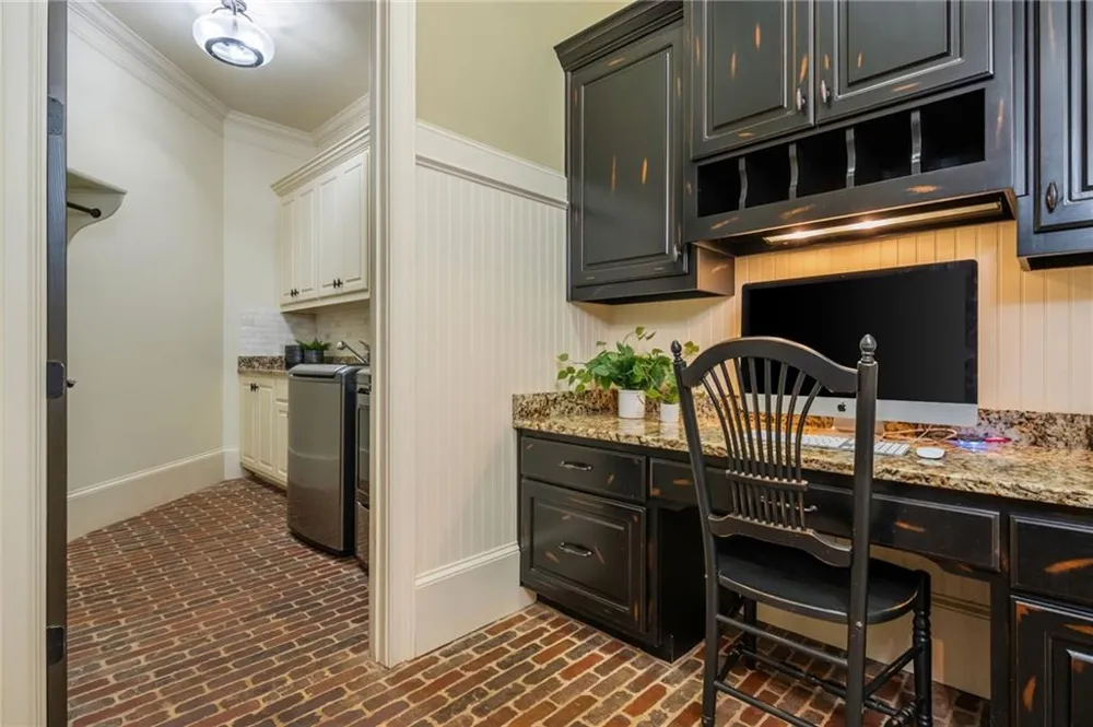 15885 Thompson Road Milton, GA 30004