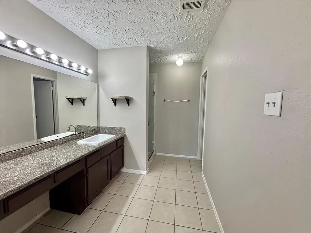 503 Penwood Court Stafford, TX 77477