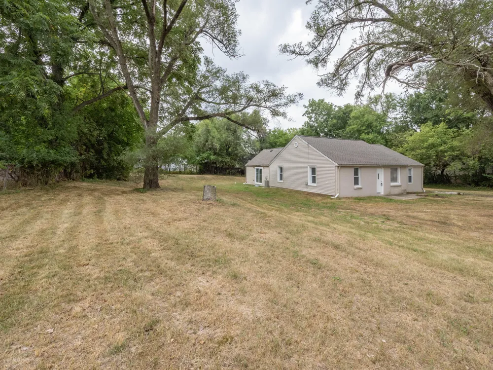 5909 Utah Avenue Portage, MI 49024