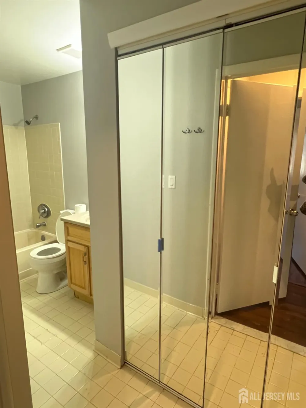 1315 Ravens Crest Drive Plainsboro, NJ 08536