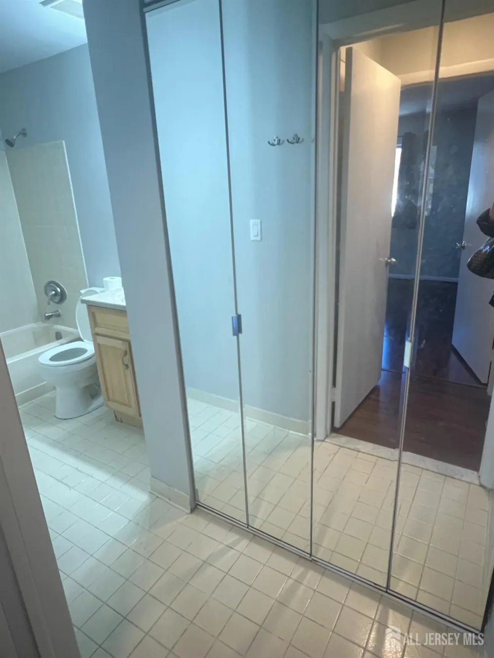 1315 Ravens Crest Drive Plainsboro, NJ 08536