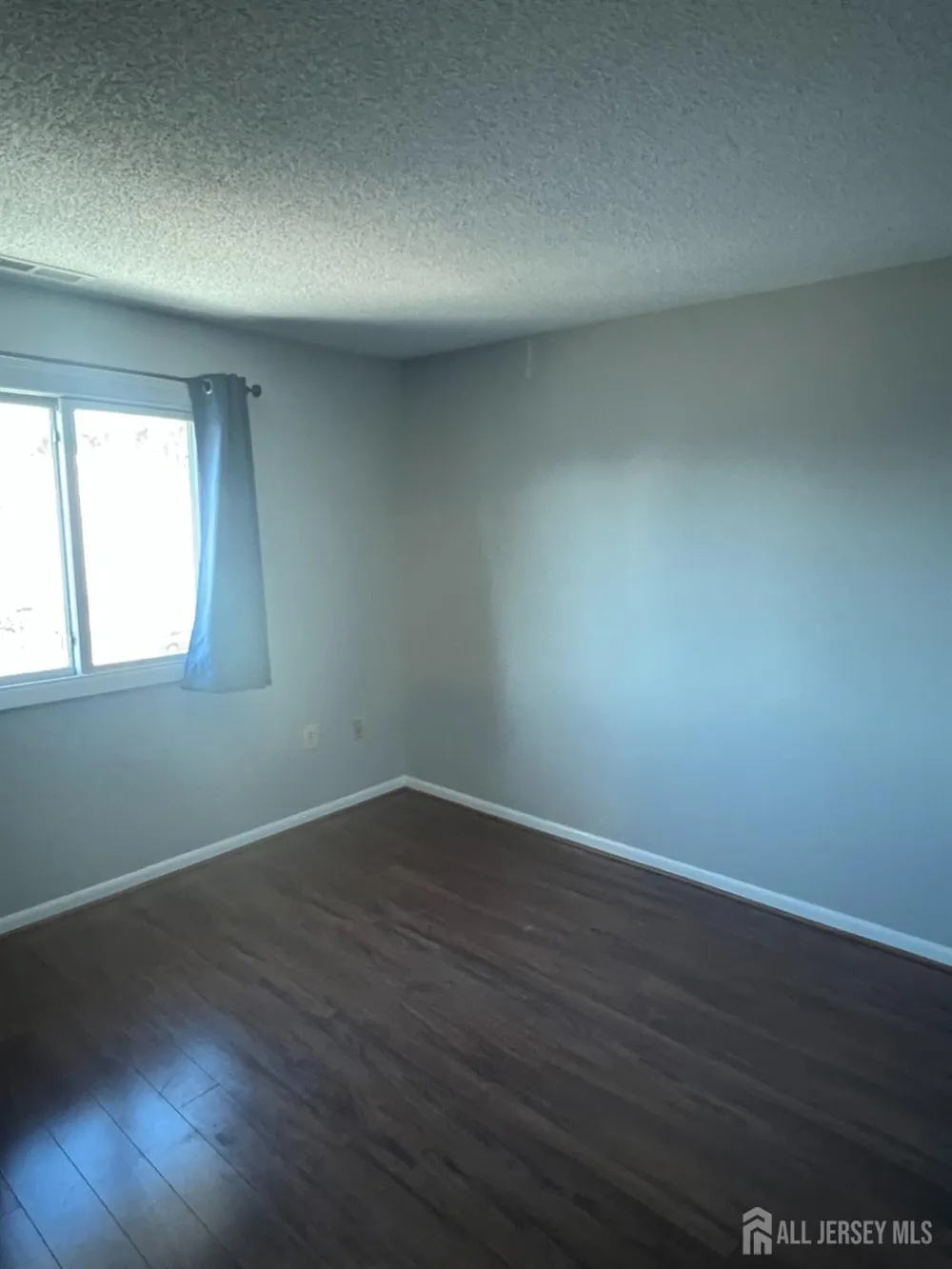 1315 Ravens Crest Drive Plainsboro, NJ 08536