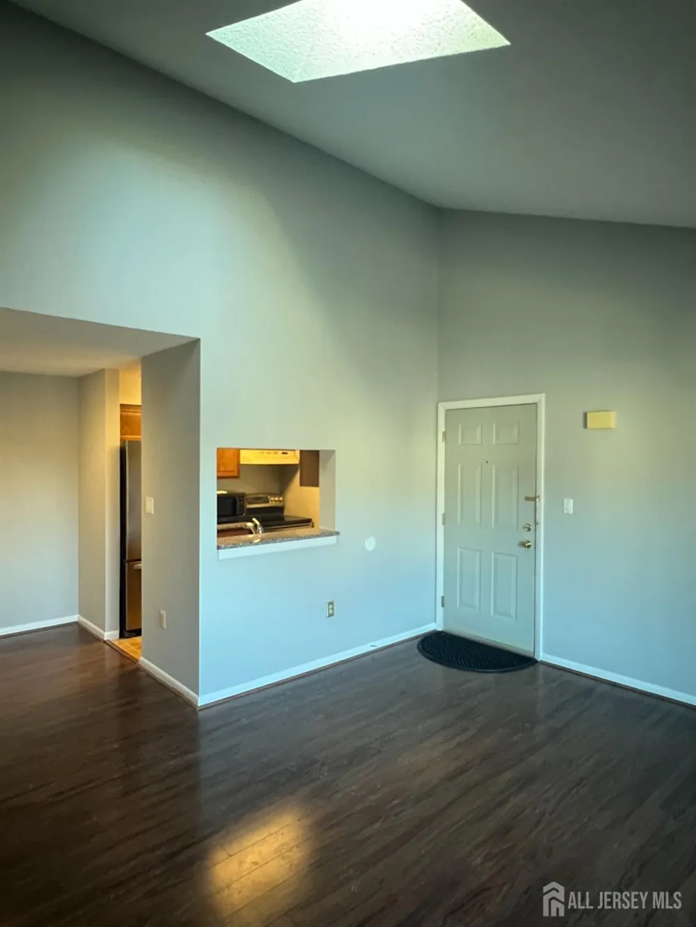1315 Ravens Crest Drive Plainsboro, NJ 08536