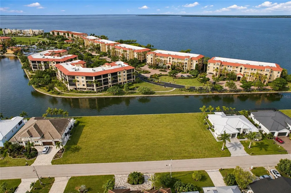 87 VIVANTE BOULEVARD #206 Punta Gorda, FL 33950
