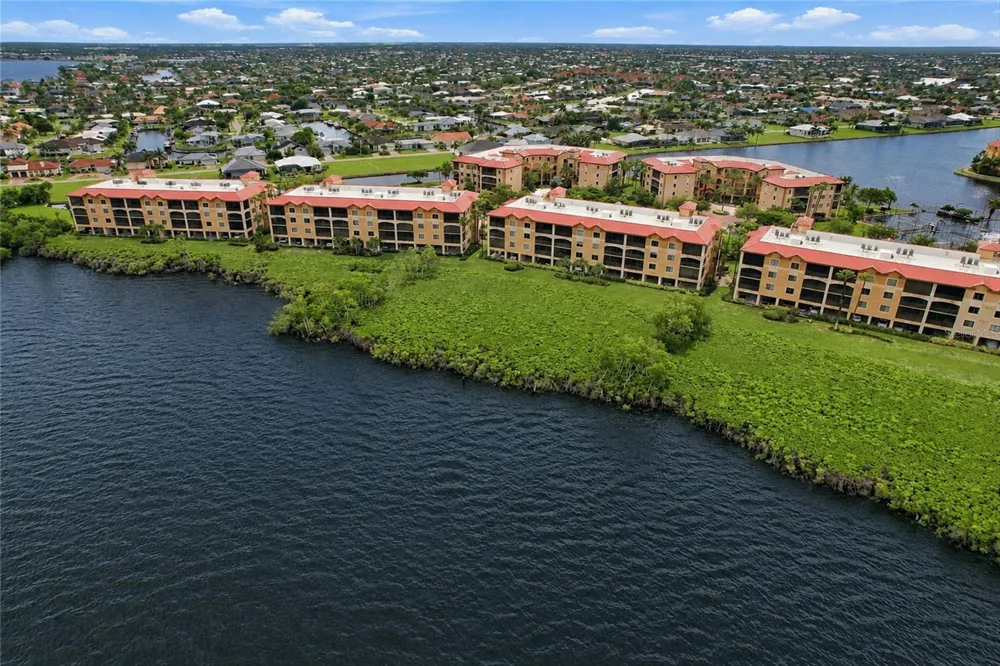 87 VIVANTE BOULEVARD #206 Punta Gorda, FL 33950