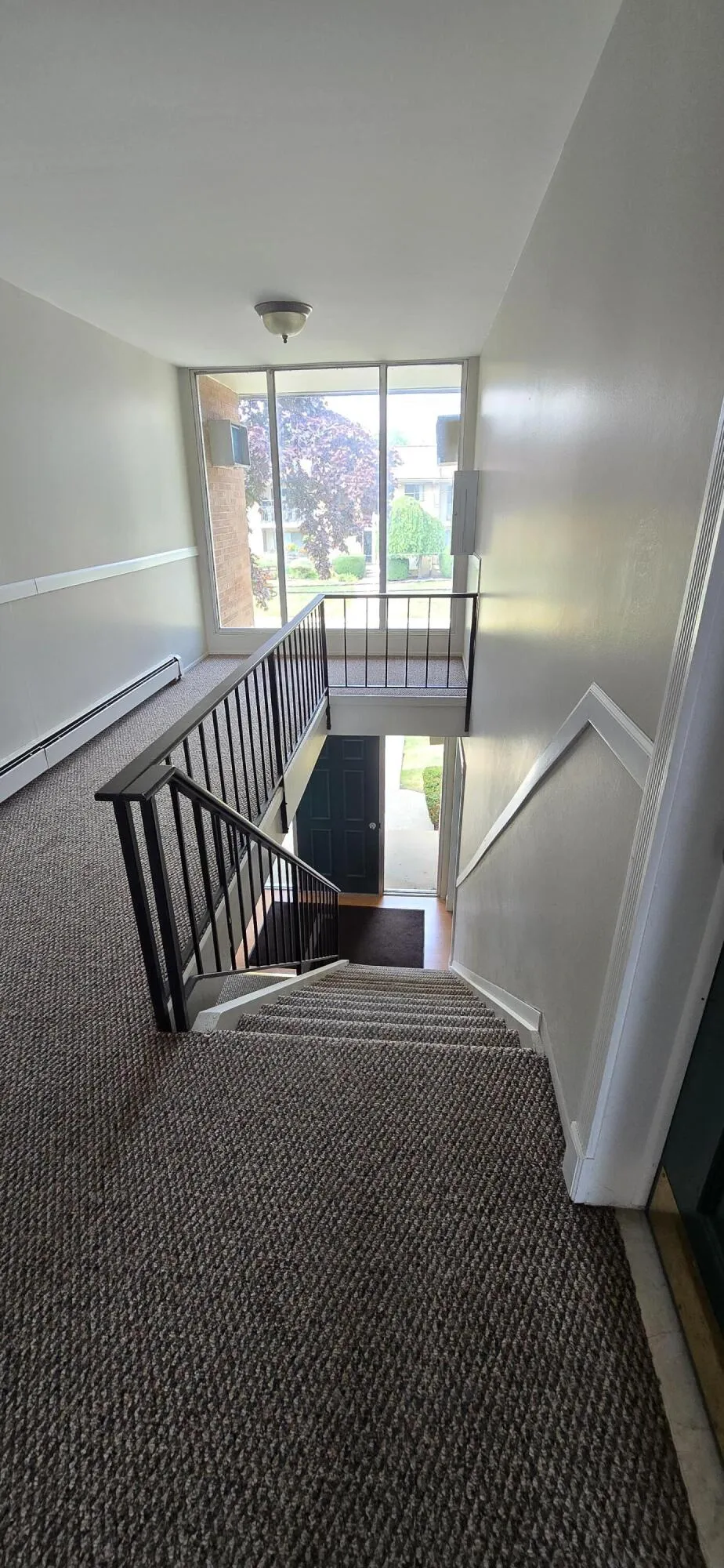 1890 Axtell Drive #5 Troy City, MI 48084