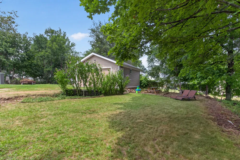 438 W Monroe Street Jackson City, MI 49202
