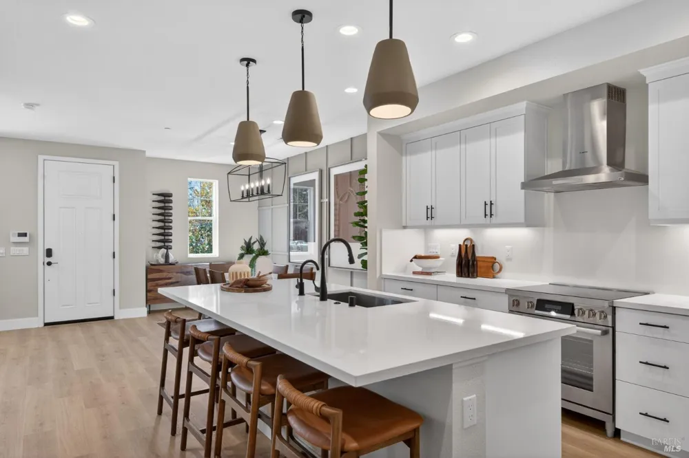 826 Buckley Drive Santa Rosa, CA 95407