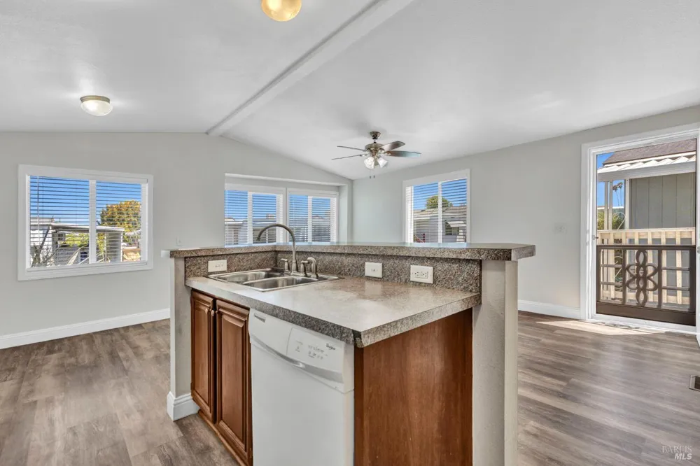 37 Catalpa Drive Vallejo, CA 94589