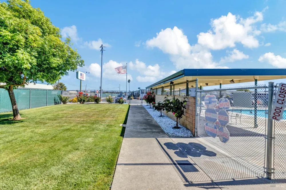 37 Catalpa Drive Vallejo, CA 94589