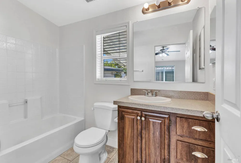 37 Catalpa Drive Vallejo, CA 94589