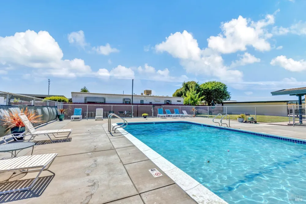 37 Catalpa Drive Vallejo, CA 94589