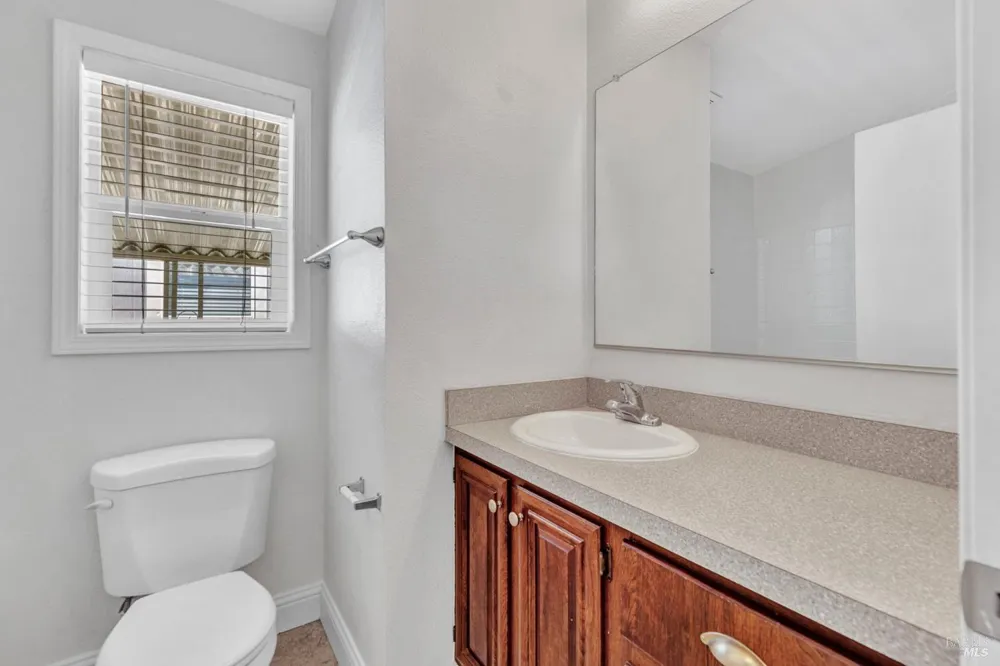 37 Catalpa Drive Vallejo, CA 94589
