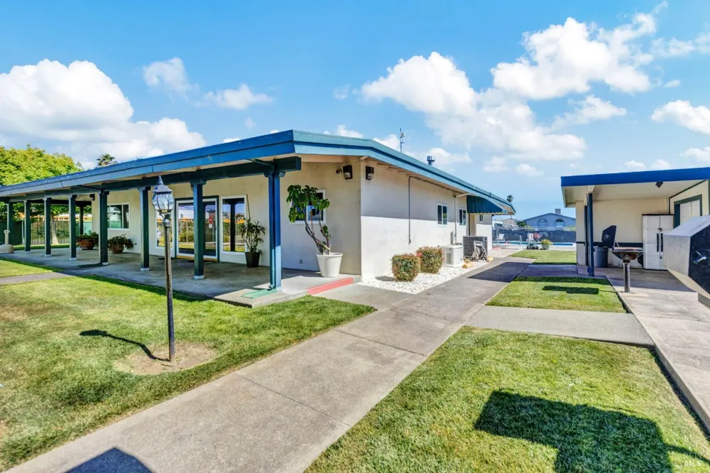 37 Catalpa Drive Vallejo, CA 94589