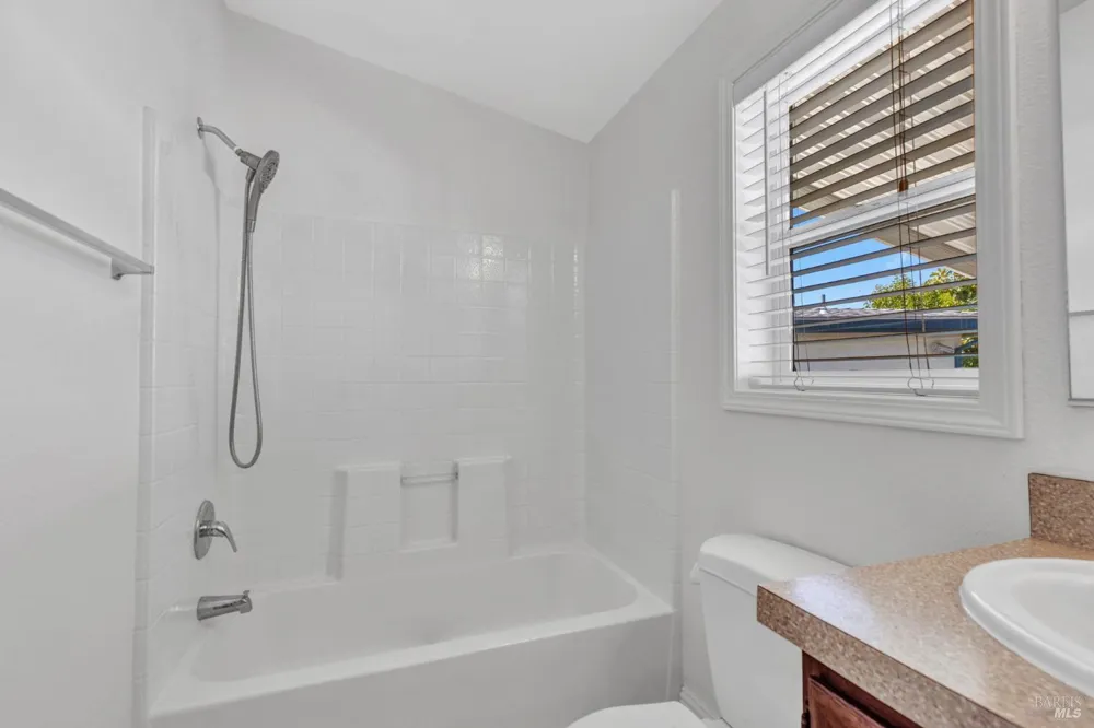 37 Catalpa Drive Vallejo, CA 94589