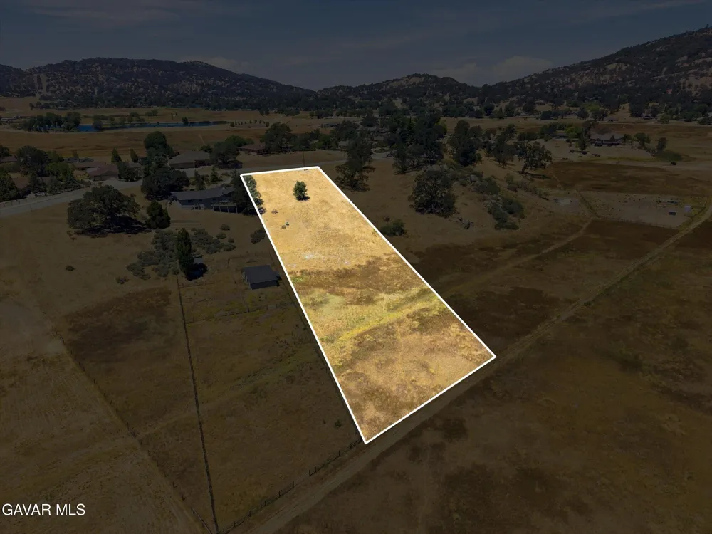 23760 Dart Drive Tehachapi, CA 93561