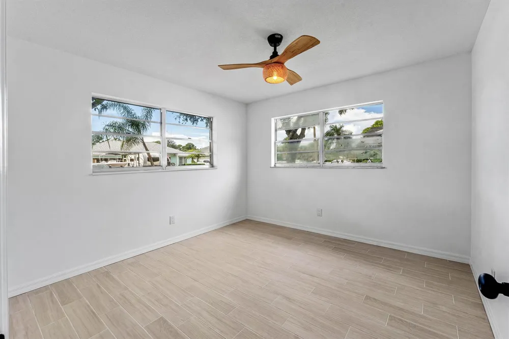 6185 SE AUDUBON LANE Hobe Sound, FL 33455