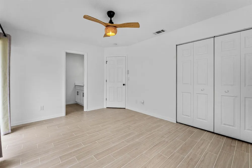 6185 SE AUDUBON LANE Hobe Sound, FL 33455