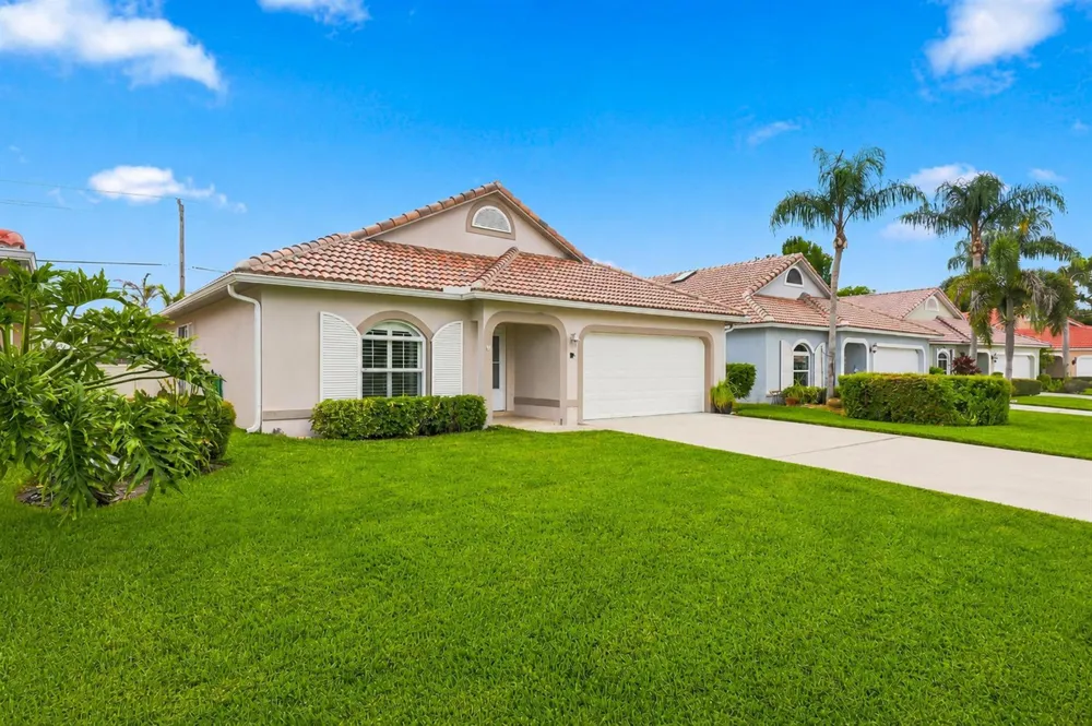 4357 SE SCOTLAND CAY WAY Stuart, FL 34997