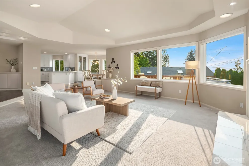 912 Cedar Street Edmonds, WA 98020