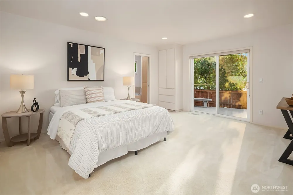 912 Cedar Street Edmonds, WA 98020