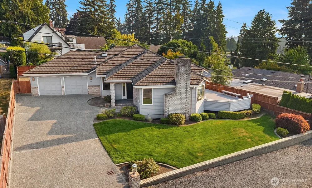 912 Cedar Street Edmonds, WA 98020