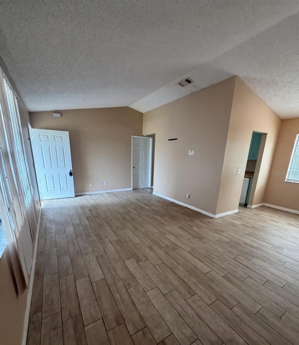 1726 MONTICELLO STREET Deltona, FL 32725