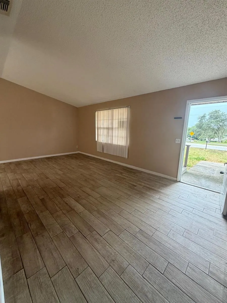 1726 MONTICELLO STREET Deltona, FL 32725