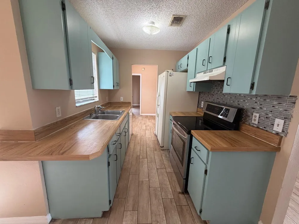1726 MONTICELLO STREET Deltona, FL 32725