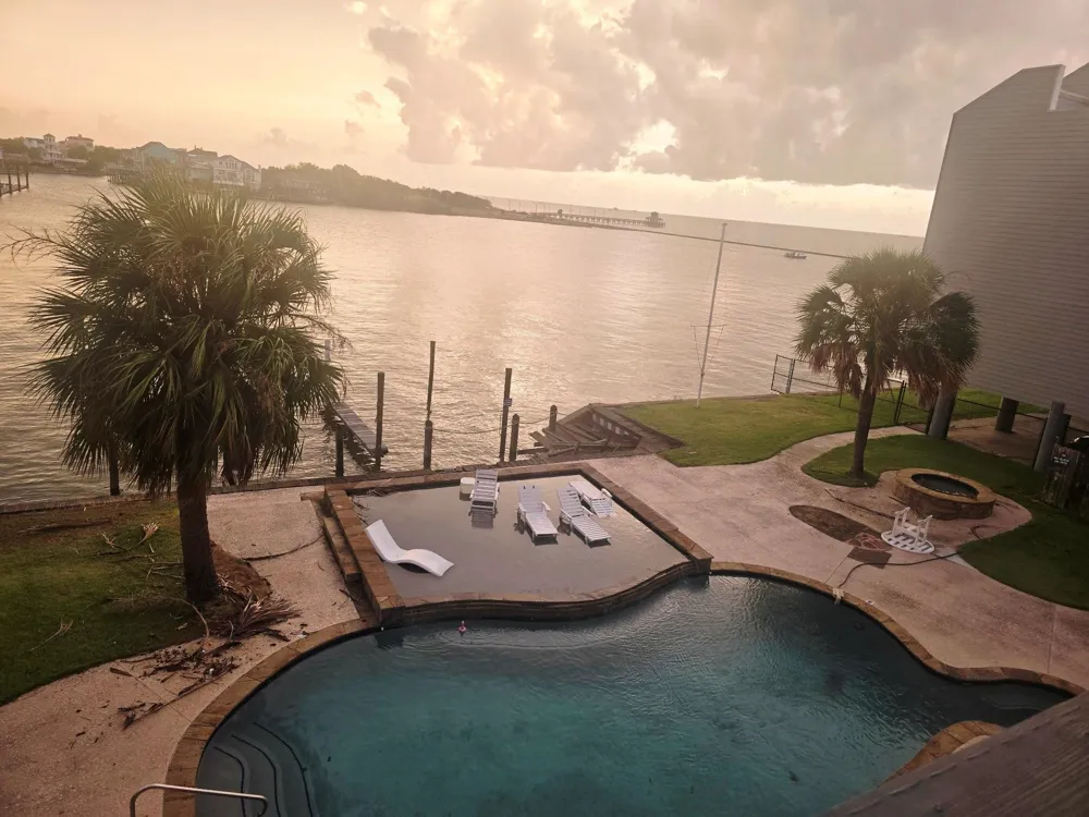 580 Pleasure Island Boulevard #207 Port Arthur, TX 77640
